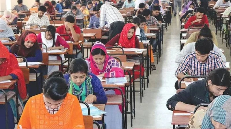 প্রাথমিকের সহকারী শিক্ষক পদে ৪৬ হাজার পরিক্ষার্থীর ফলাফল পুনরায় প্রকাশের নির্দেশ