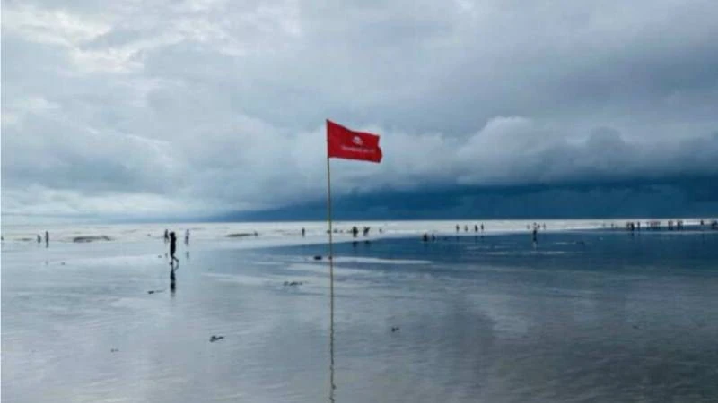 লঘুচাপ বঙ্গোপসাগরে ,  ৩ নম্বর সতর্কবার্তা সমুদ্রবন্দরে