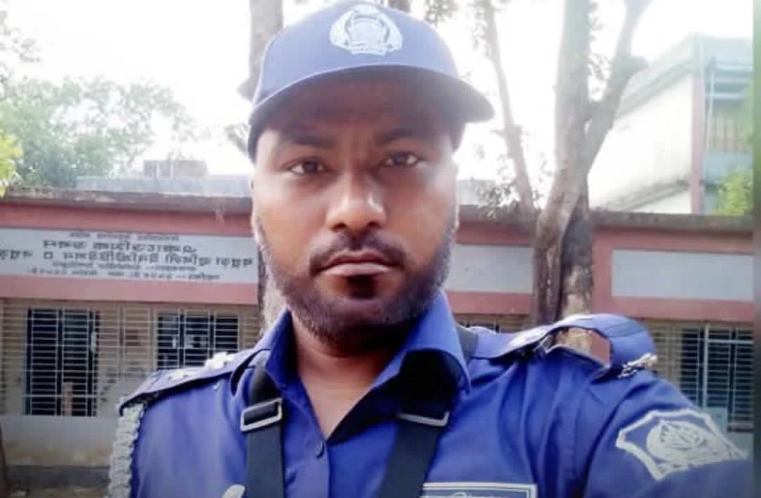 প্রবাসীর স্ত্রীর সঙ্গে অনৈতিক সম্পর্কের অভিযোগে ধুনট থানার এসআই ক্লোজড