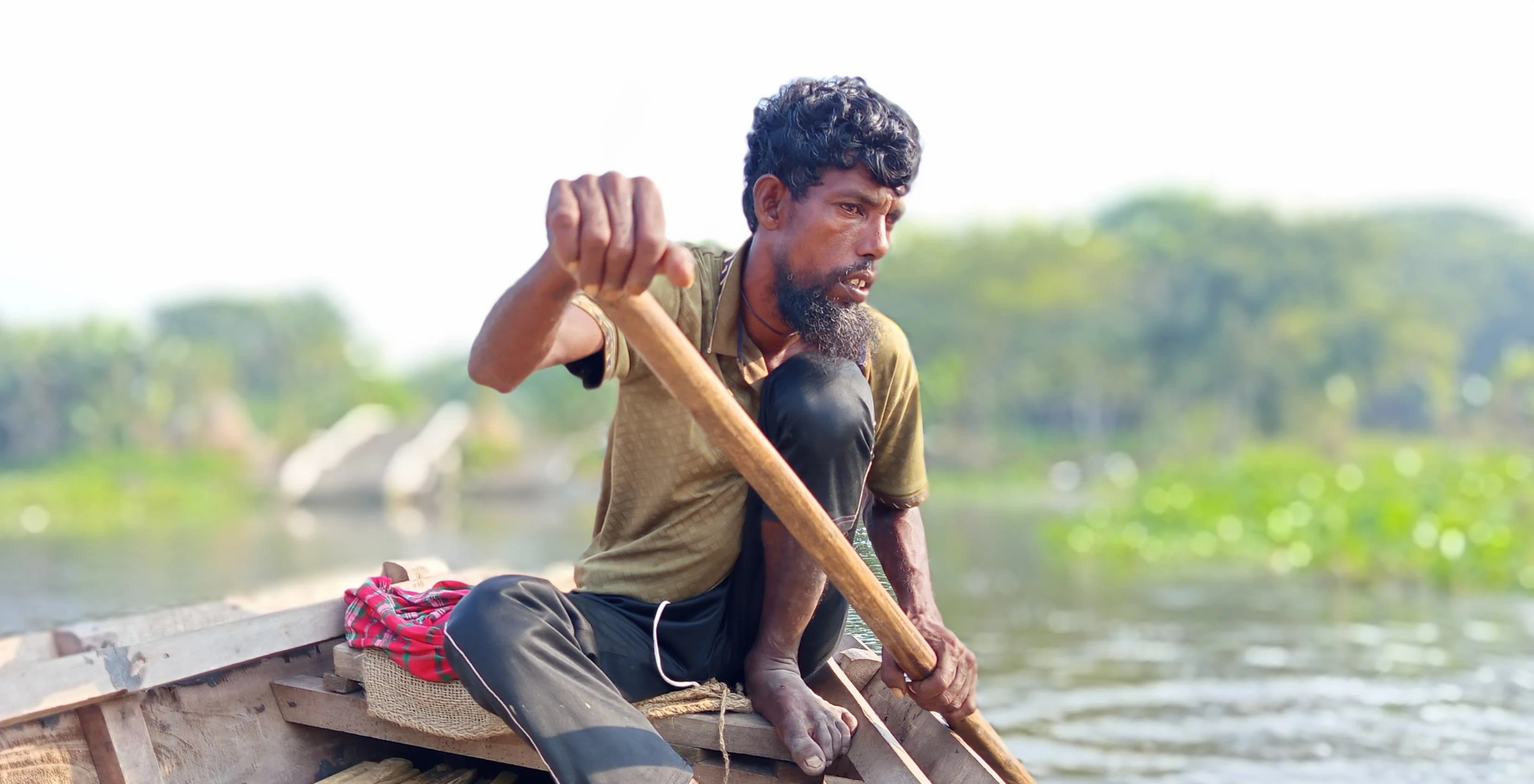 দিন বদলেছে, মাঝি বদলেছে; থামেনি বর্ণি বাওড়ের খেয়া পারাপার