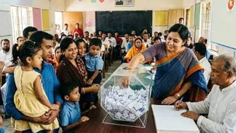 প্রথম শ্রেণিতে লটারি, অন্য সব শ্রেণিতে ভর্তি পরীক্ষা নেওয়া হবে