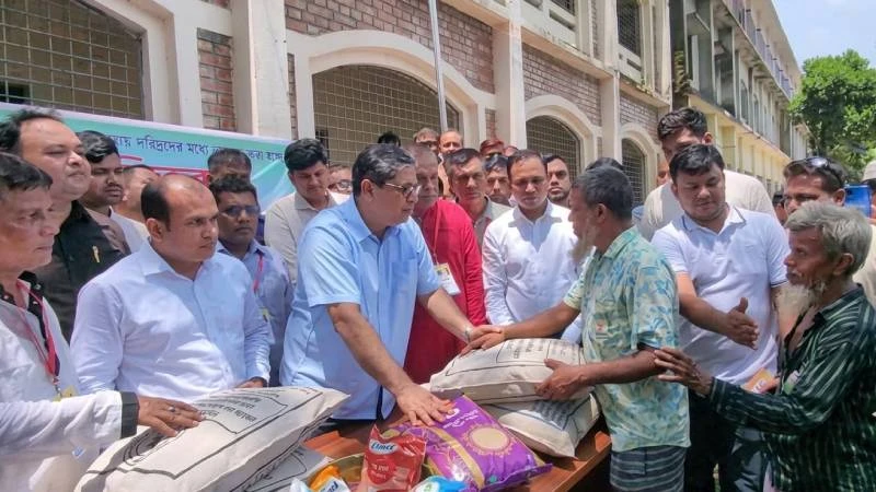 দেশে বর্তমানে সত্যিকারের গণতন্ত্র বিরাজ করছে: মীর শাহে আলম