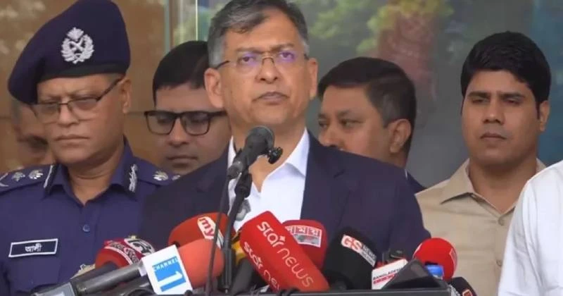 লুট হওয়া ও অবৈধ অস্ত্রের তথ্য দিলে ২ লাখ টাকা পুরস্কার ঘোষণা স্বরাষ্ট্রমন্ত্রীর