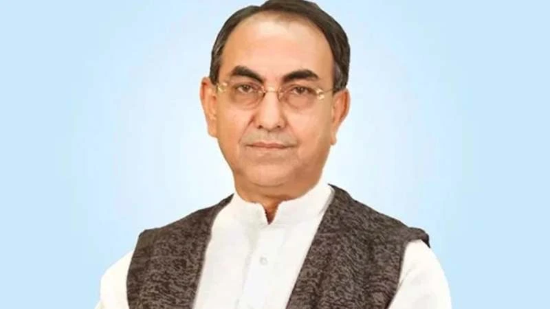 আজ রাত দেশে ফিরছেন মির্জা আব্বাস