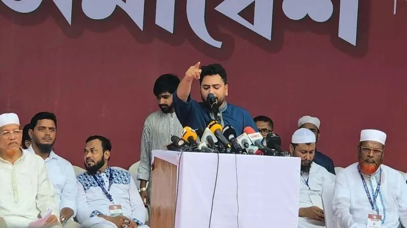 স্বৈরাচার হওয়ার পথ বন্ধ করতে লংমার্চ: নাহিদ ইসলাম