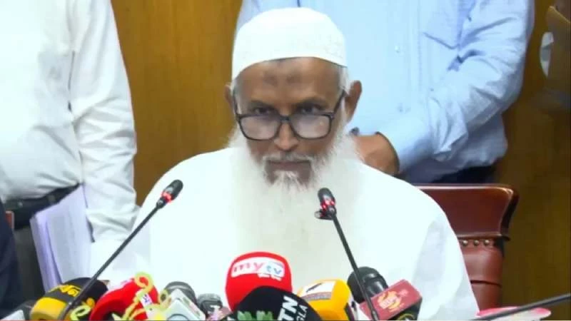 ৪ হাজার ৩৪১ হাজির ৪ কোটি ৮৭ লাখ টাকা ফেরত দেবে সরকার: ধর্মমন্ত্রী