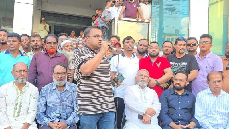 কার্যক্রম নিষিদ্ধ আ’লীগের ধ্বংসাত্মক কর্মকাণ্ড বরদাশত করা হবে না: ড. মারুফ