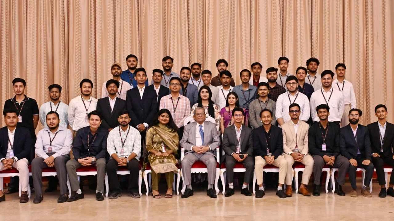 মাদকবিরোধী সামাজিক আন্দোলন গড়ে তুলতে তরুণদের প্রতি আহ্বান রাষ্ট্রপতির