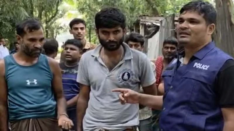 ধামরাইয়ে ১৭০ পিস ইয়াবাসহ দুজন গ্রেপ্তার
