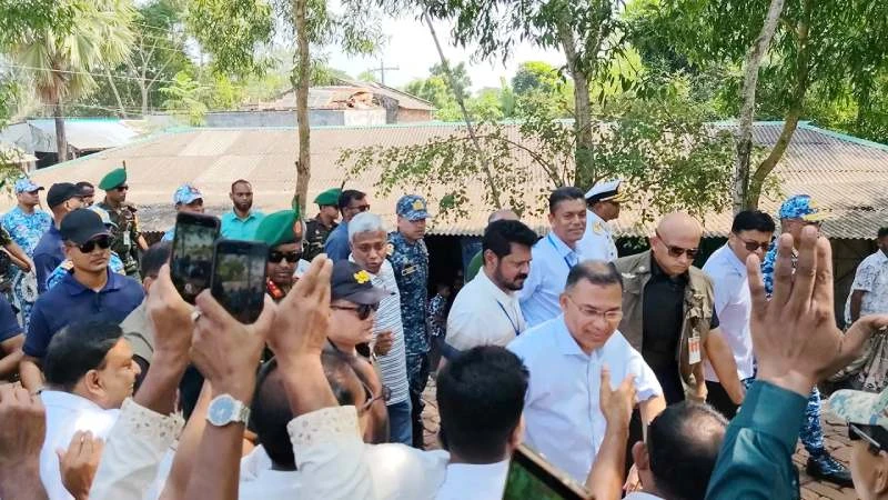 সুন্দরবন পরিদর্শন শেষে খুলনার দাকোপে পৌঁছেছেন প্রধানমন্ত্রী