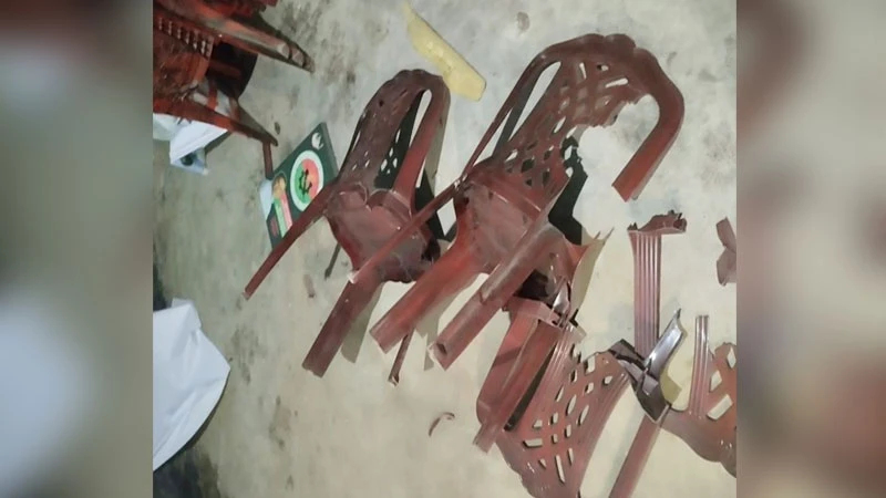 গঙ্গাচড়ায় বিএনপি কার্যালয়ে হামলা আহত ৩