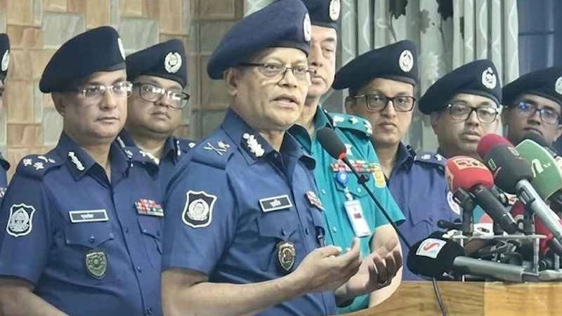 চাঁদাবাজির মূলোৎপাটনে নতুন আইন হচ্ছে: আইজিপি