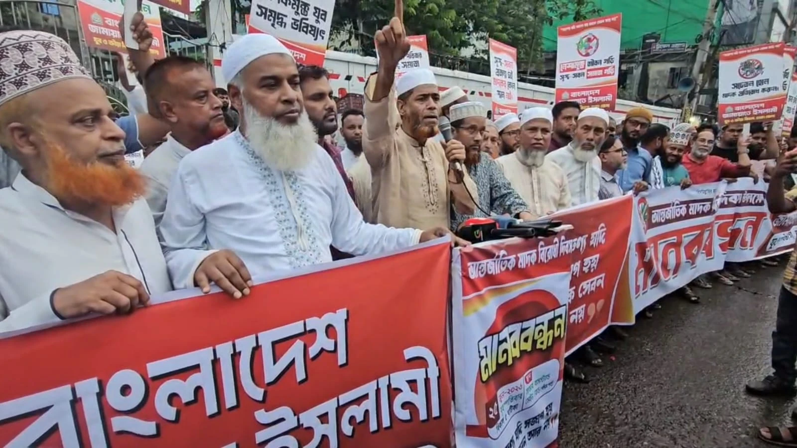 সীমান্ত হত্যা ও পুশইন ইস্যুতে সরকারের সমালোচনা, বিপ্লবের হুঁশিয়ারি জামায়াত নেতার