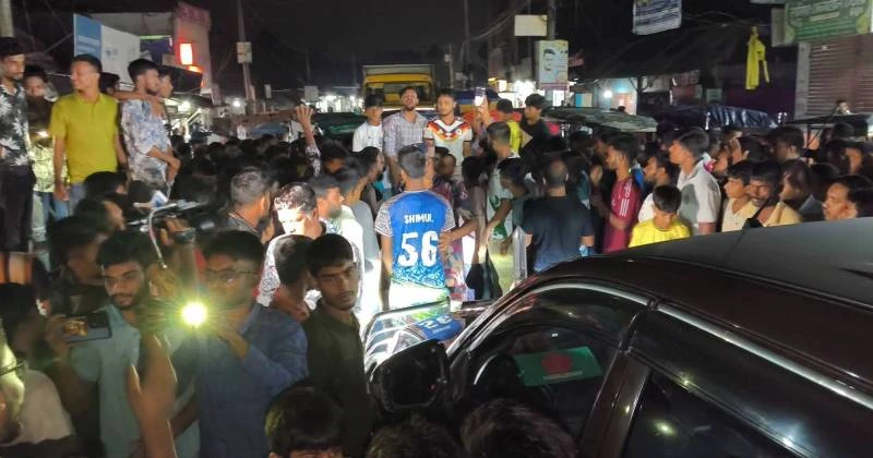 লোডশেডিংয়ের প্রতিবাদে জামালপুরে সড়ক অবরোধ