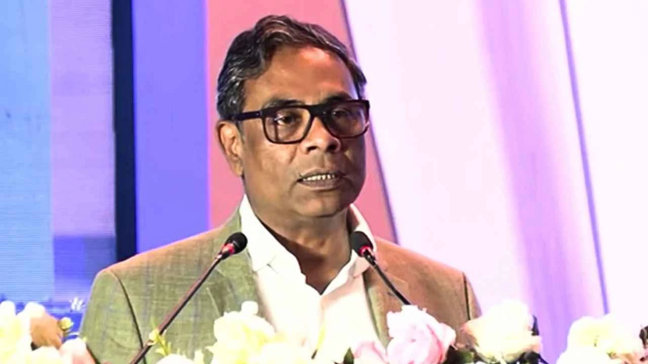 তরুণদের শারীরিক ও মানসিক স্বাস্থ্যকে সর্বোচ্চ অগ্রাধিকার দিচ্ছে সরকার: প্রতিমন্ত্রী
