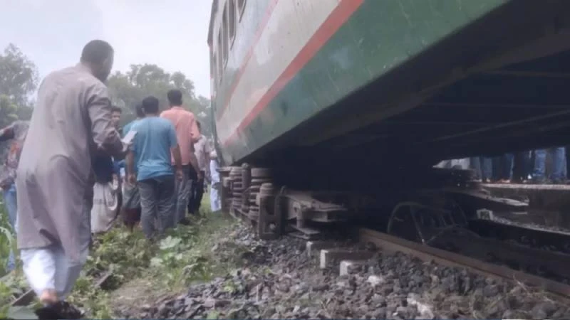 ঢাকার সঙ্গে বন্ধ উত্তরাঞ্চলের রেল যোগাযোগ