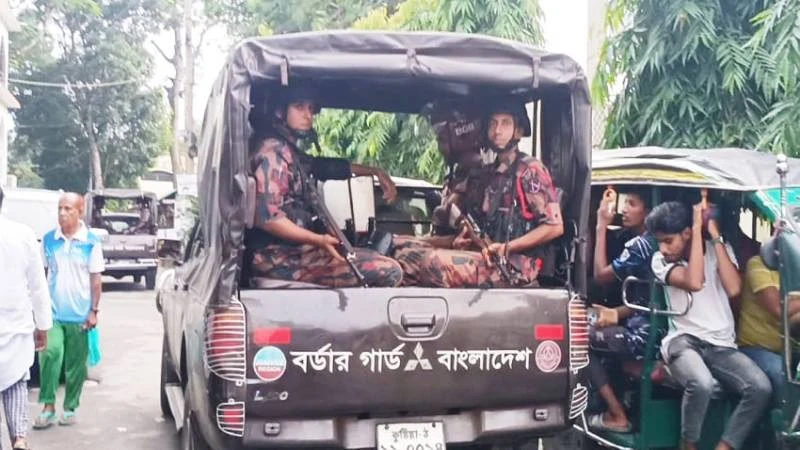 গোপালগঞ্জে ৫ আগস্ট ঘিরে বাড়তি নিরাপত্তা, মাঠে ৫ প্লাটুন বিজিবি