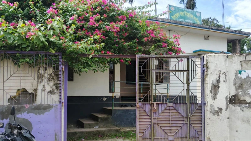 ফুলপুরে খাদ্য নিয়ন্ত্রকের কার্যালয়ে দুর্ধর্ষ চুরি