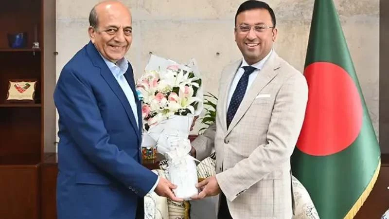 ভারতের সঙ্গে পারস্পরিক শ্রদ্ধাবোধের ভিত্তিতে সম্পর্ক চায় বাংলাদেশ : হুমায়ুন কবির