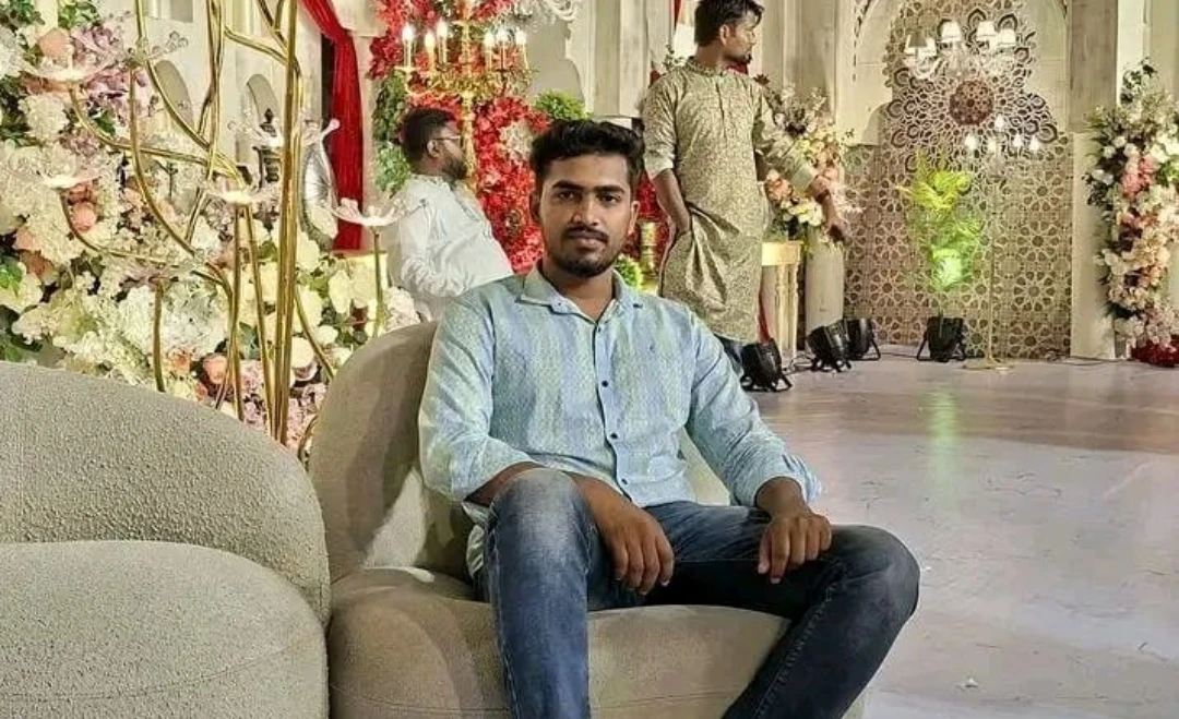 বিএনপি নেতার কাছে ২ লাখ টাকা চাঁদা দাবির অভিযোগে যুবক গ্রেপ্তার