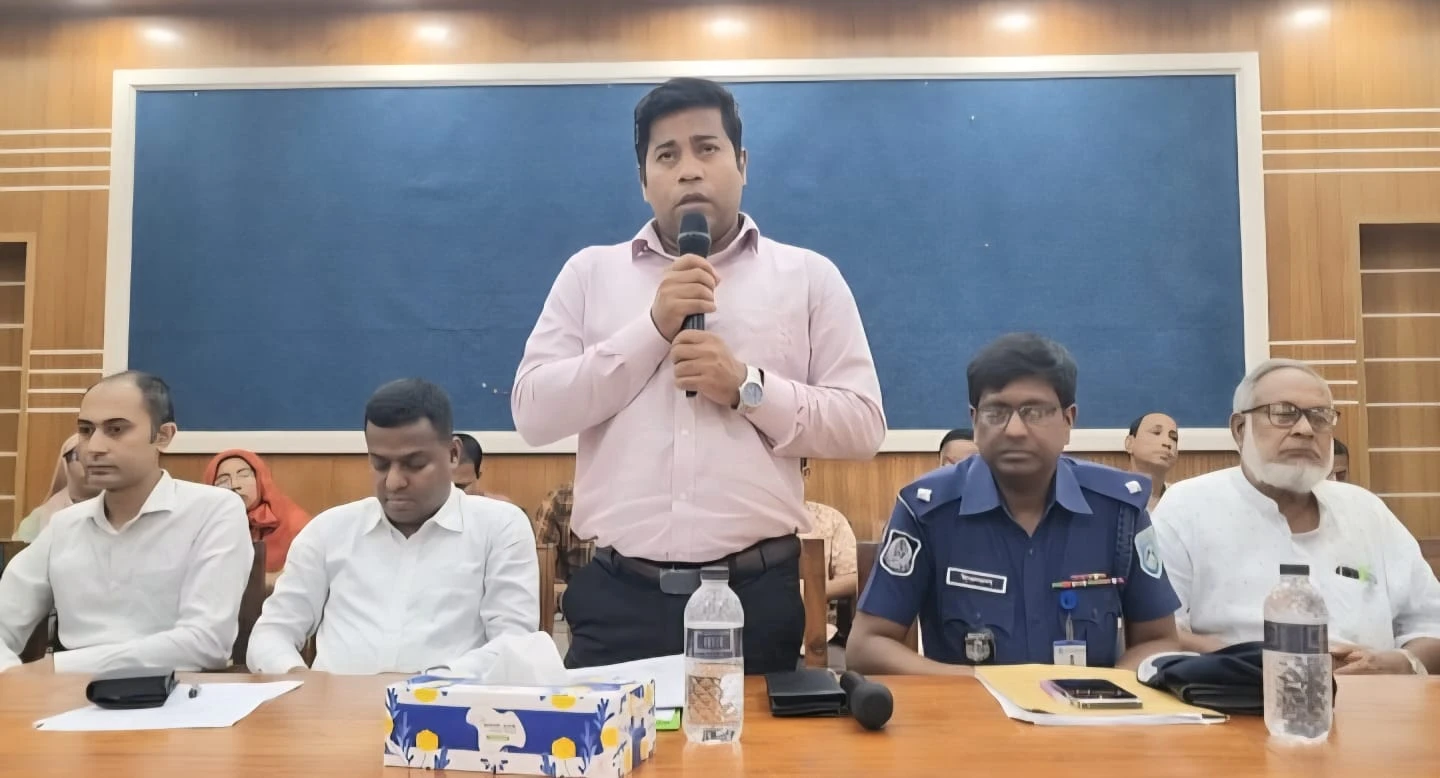 পীরগঞ্জে শারদীয় দুর্গাপূজা শান্তিপূর্ণ ও উৎসবমুখর করতে প্রশাসনের প্রস্তুতি সভা