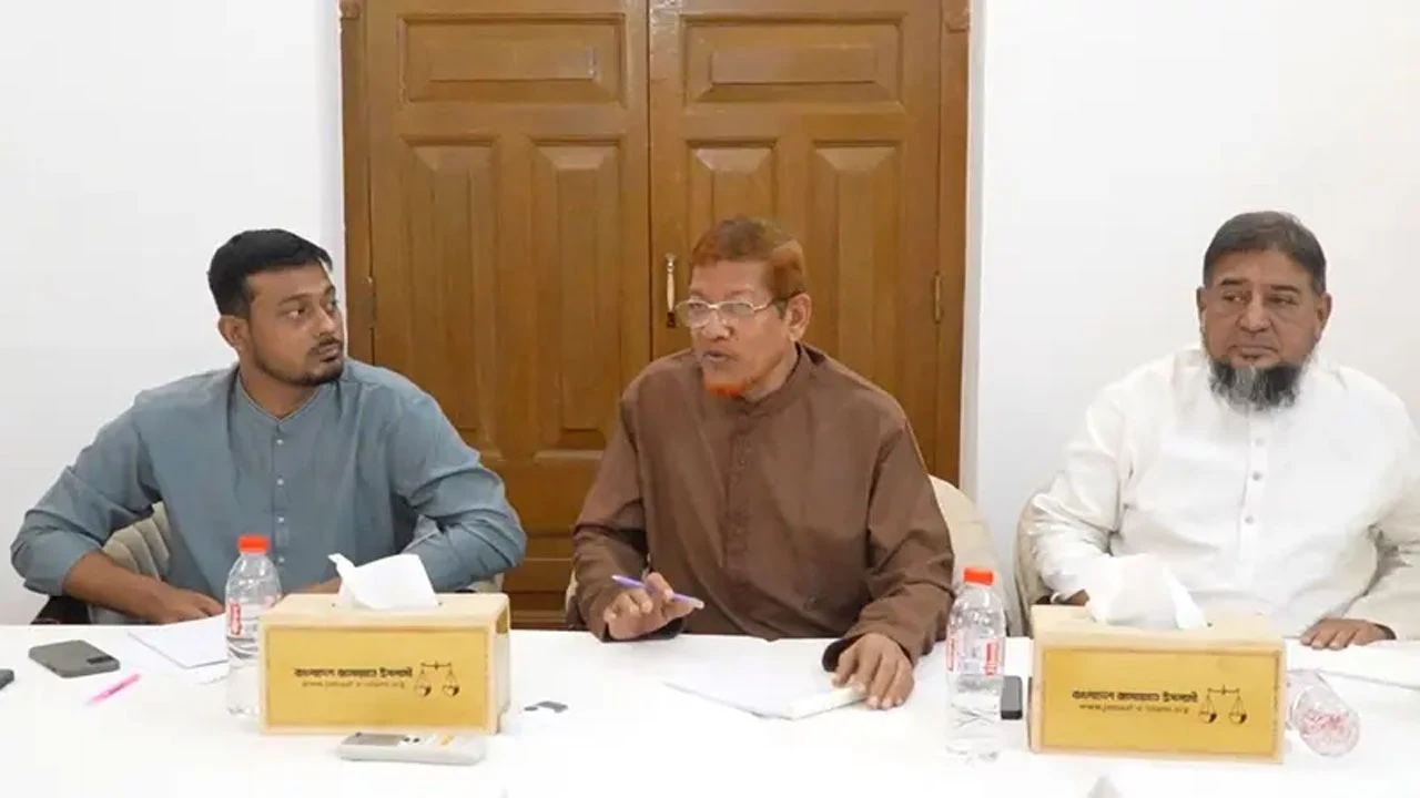 ১১ দলীয় ঐক্যজোটে ভাঙনের গুঞ্জন নিয়ে যা বললেন সমন্বয়ক আযাদ