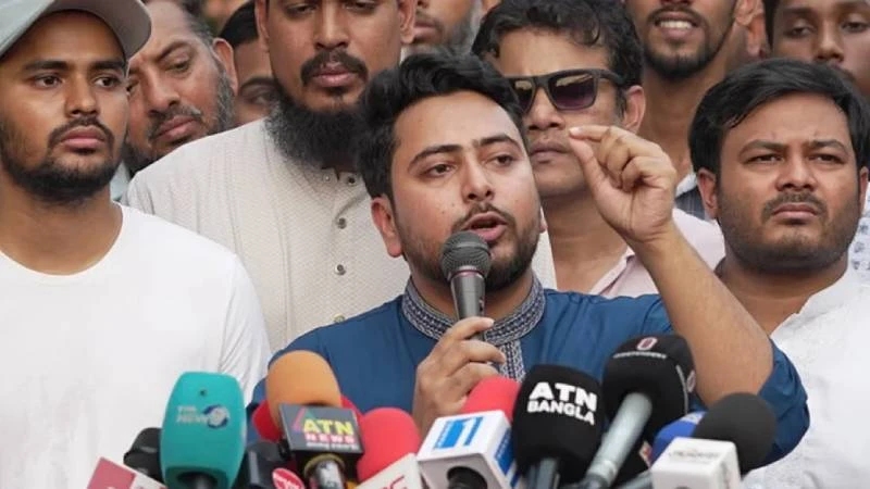 ভারতের সঙ্গে গোপন আঁতাত করেছে সরকার: অভিযোগ নাহিদের