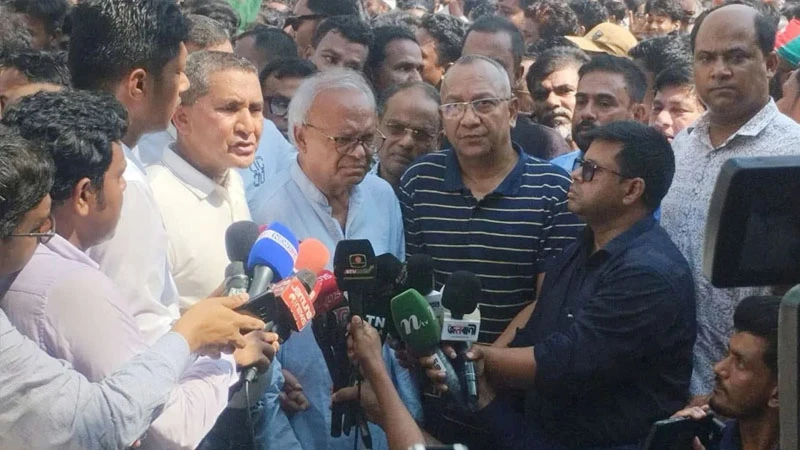 গণতান্ত্রিক আন্দোলন থেকে কখনও পিছপা হয়নি যুবদল: রিজভী