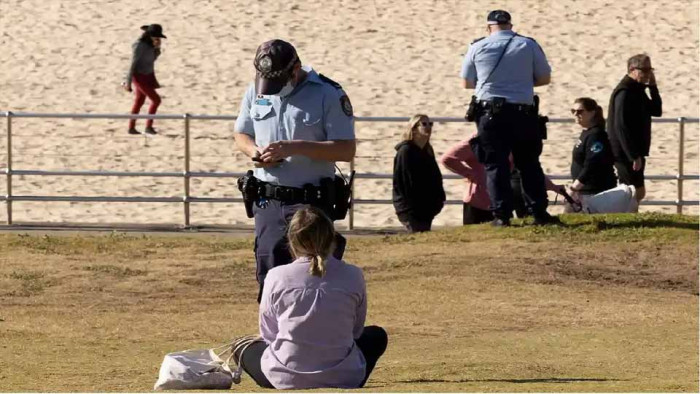 অস্ট্রেলিয়ায় করোনা বিধিমালা লঙ্ঘনের ৩৩ হাজার ব্যক্তির জরিমানা বাতিল