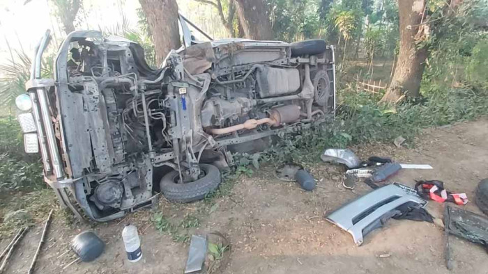 মাদক বহনকারী পিকআপের সাথে র‍্যাবের গাড়ির সংঘর্ষ, নিহত ৩