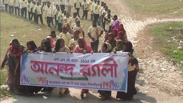 কুষ্টিয়ার দৌলতপুরে এসএসসি ১৯৯১ ব্যাচের পুনর্মিলনী অনুষ্ঠিত