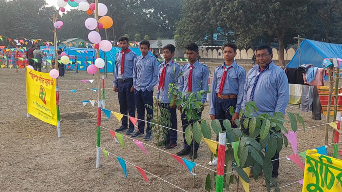 বীরগঞ্জে ৫ দিনব্যাপী স্কাউটস সমাবেশের উদ্বোধন