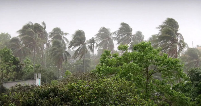 চার অঞ্চলে ৬০ কিলোমিটার বেগে ঝড়ের আশঙ্কা