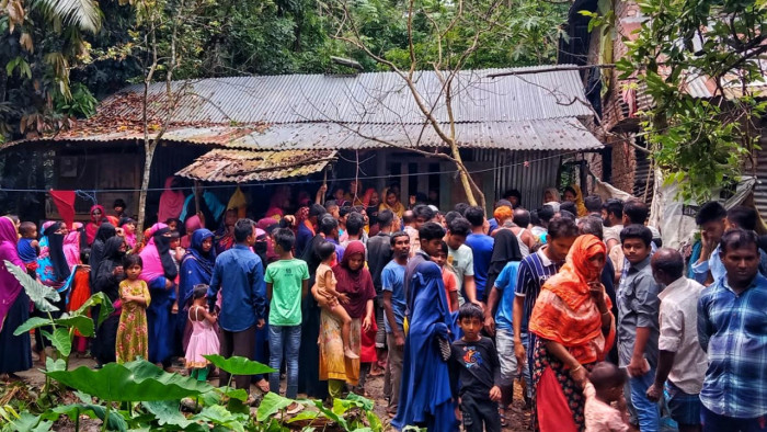 ঝালকাঠিতে বজ্রপাতে কিশোরীসহ ৩ জনের মৃত্যু