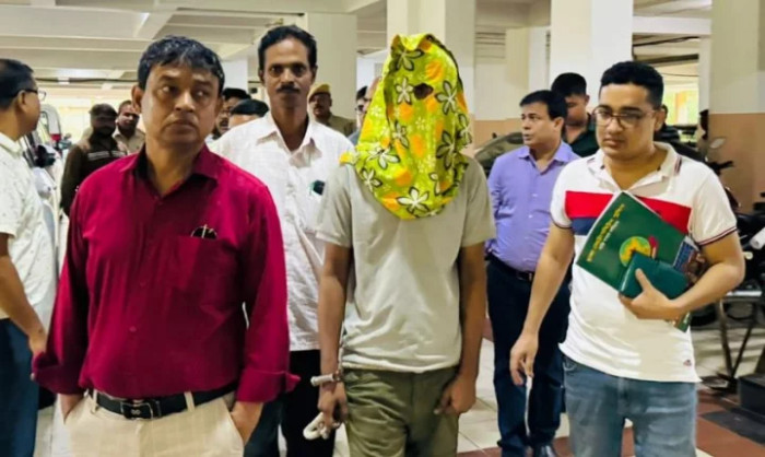 কসাই জিহাদকে নিয়ে কলকাতার সেই ফ্ল্যাটে ডিবির তদন্ত দল