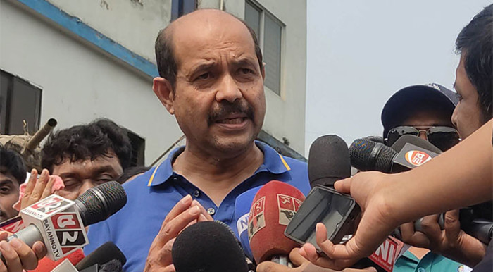 ঈদের দিন রাত ৮টার মধ্যে বর্জ্য অপসারণের ঘোষণা মেয়র আতিকের